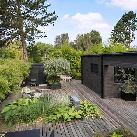 Ruime Architectenvilla Met 2 Badkamers Vakantiehuis *