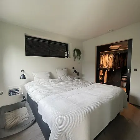 Spacious Architect-designed 2 Baths * Gilleleje